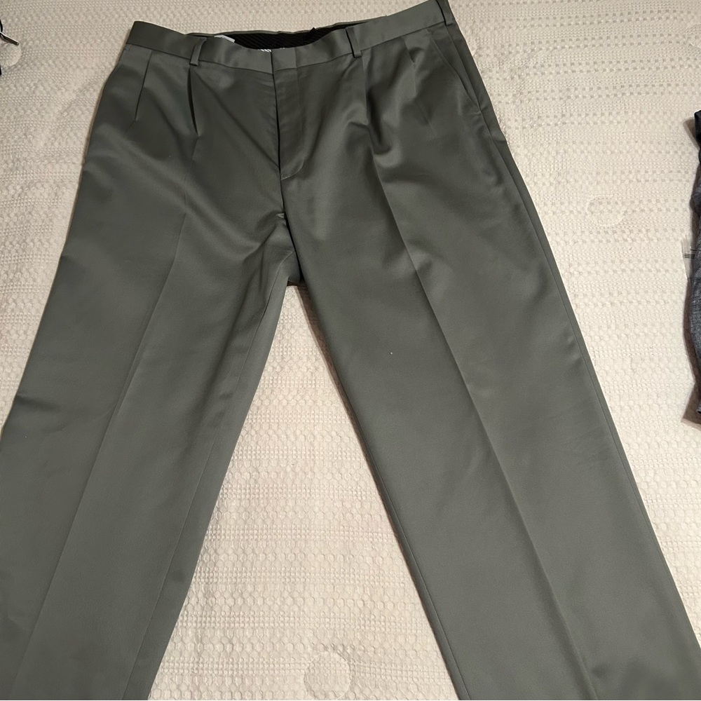 Lands' End Green Dress Pants‎ with Classic Straight-Leg Cut